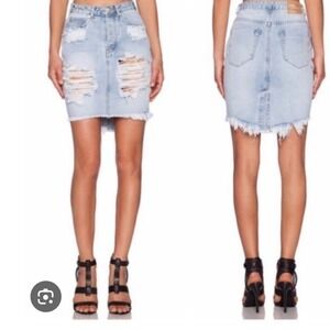 ONE by One Teaspoon 2020 High Waist Distressed Denim Mini Skirt Light Wash Sz 24